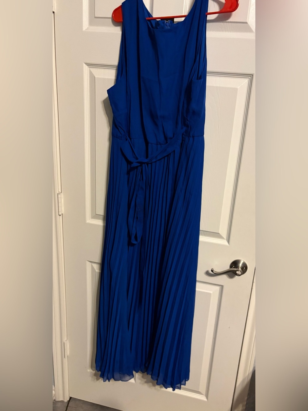 495- Cato Sleeveless Pleated Maxi Dress in Royal Blue